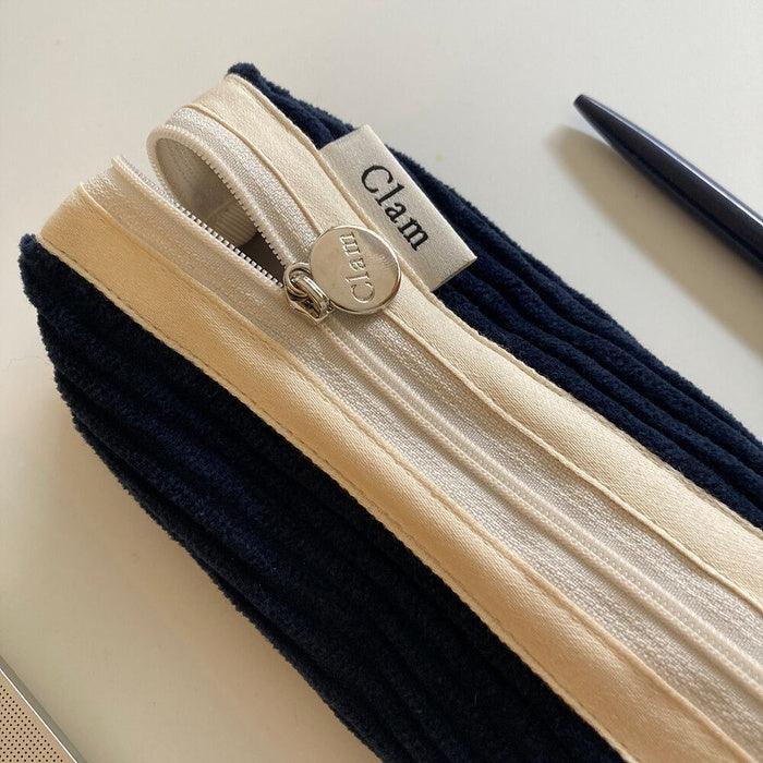 Clam round pencilcase _ Corduroy Navy - somibeya