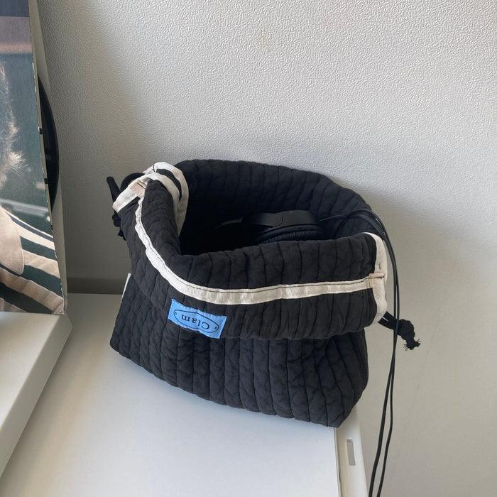 Clam string pouch _ Soft black - somibeya