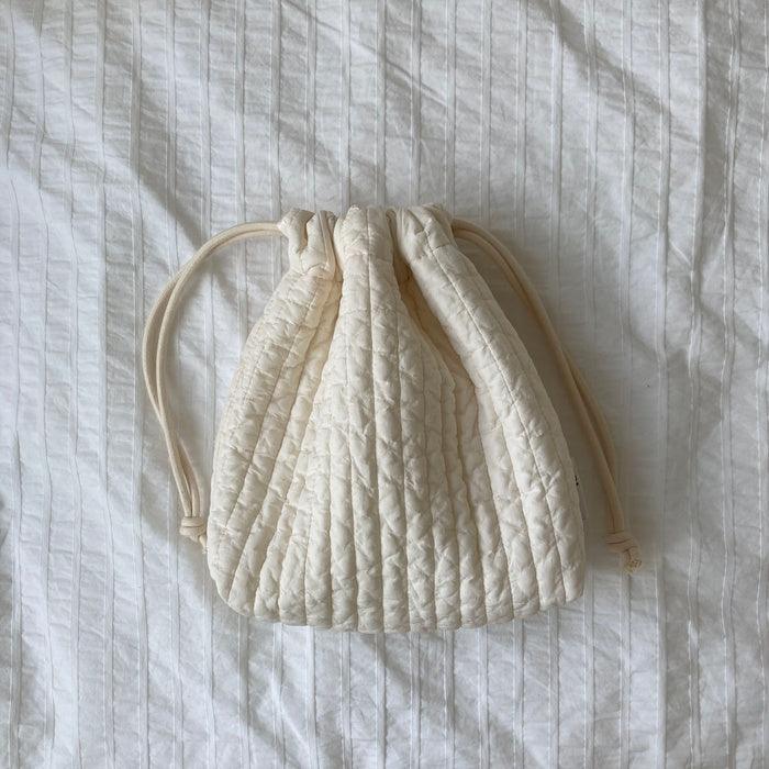 Clam string pouch _ Soft Cream - somibeya