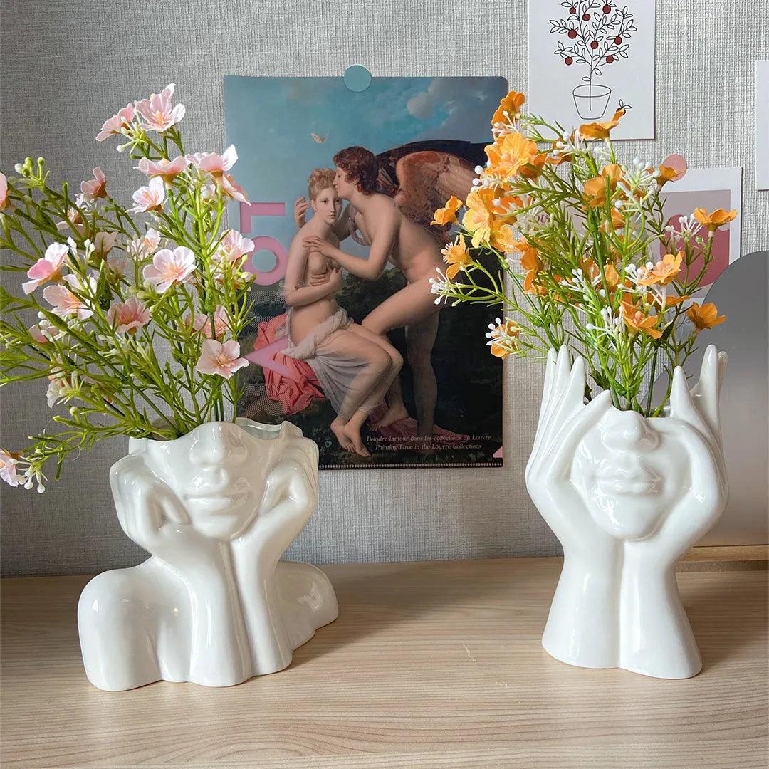 花瓶と造花 - somibeya