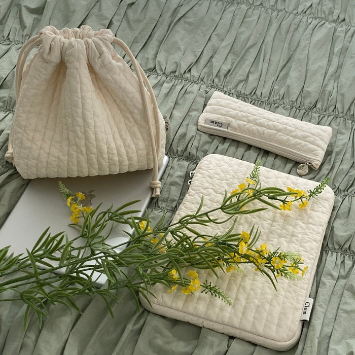 Clam round pencil case _ Corduroy Coconut