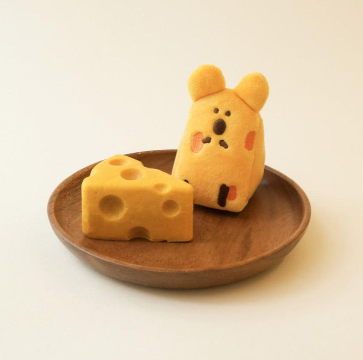 DINOTAENG (ダイノテン) Cheese Quokka Plush Doll チーズクオッカ ぬいぐるみ - somibeya