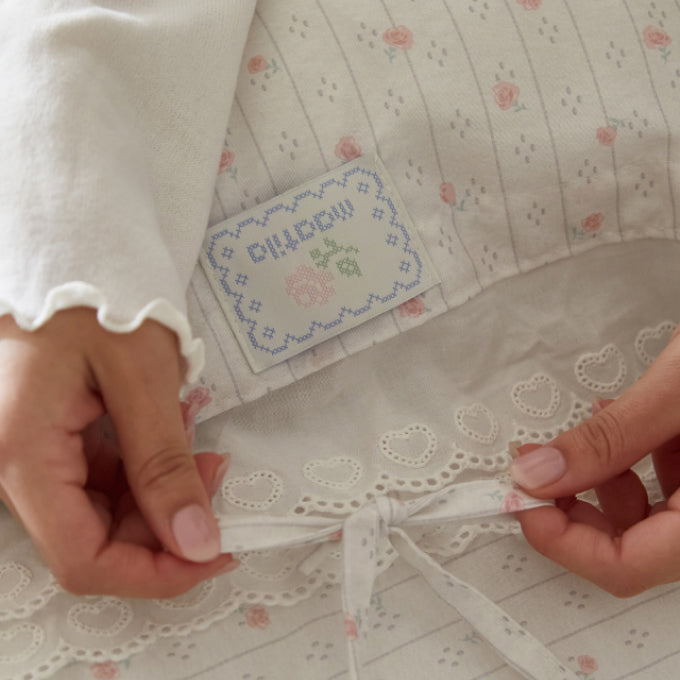 Rosy Eyelet pillow cover 枕カバー 韓国 おしゃれ かわいい maatila